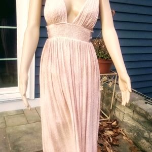 NEW!!! Forever 21 size beautiful small dress